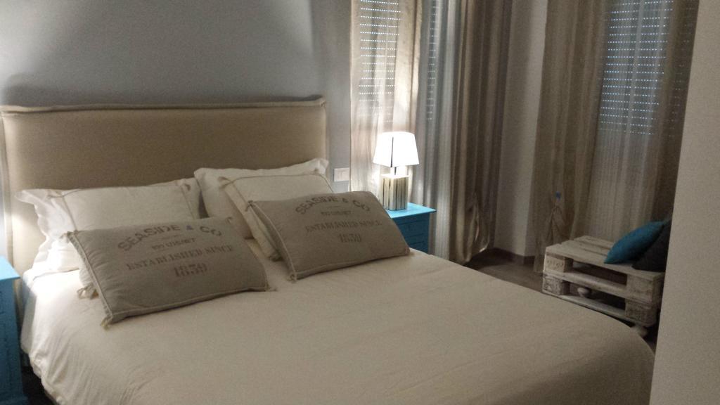 La Casa Di Titti Hotell Civitanova Marche Exteriör bild